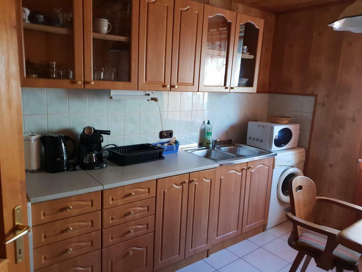 ホテル Kerka-Voelgyi Vendeghaz Kerkaszentkirály エクステリア 写真